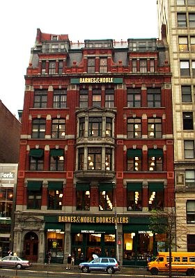 Barnes and Nobles (by Susann Kneisel)